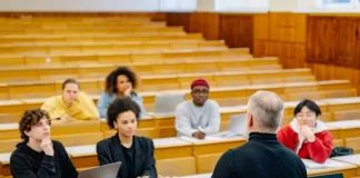 sopocka.edu.pl - 210-jak-wybrac-odpowiednie-studia-podyplomowe-w-gdansku.webp